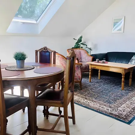 Ferien- Monteurwohnung In *